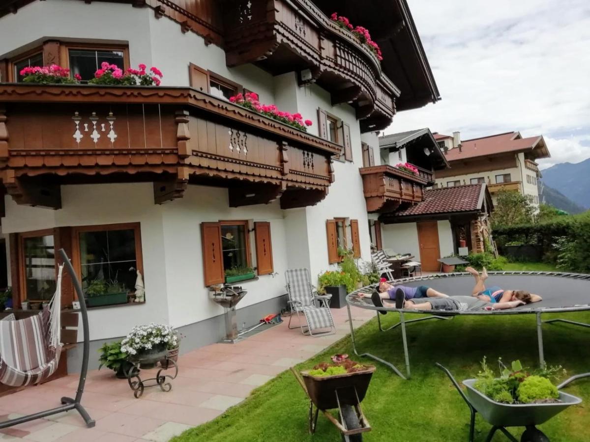 Apartament Zellerhof Finkenberg Zewnętrze zdjęcie