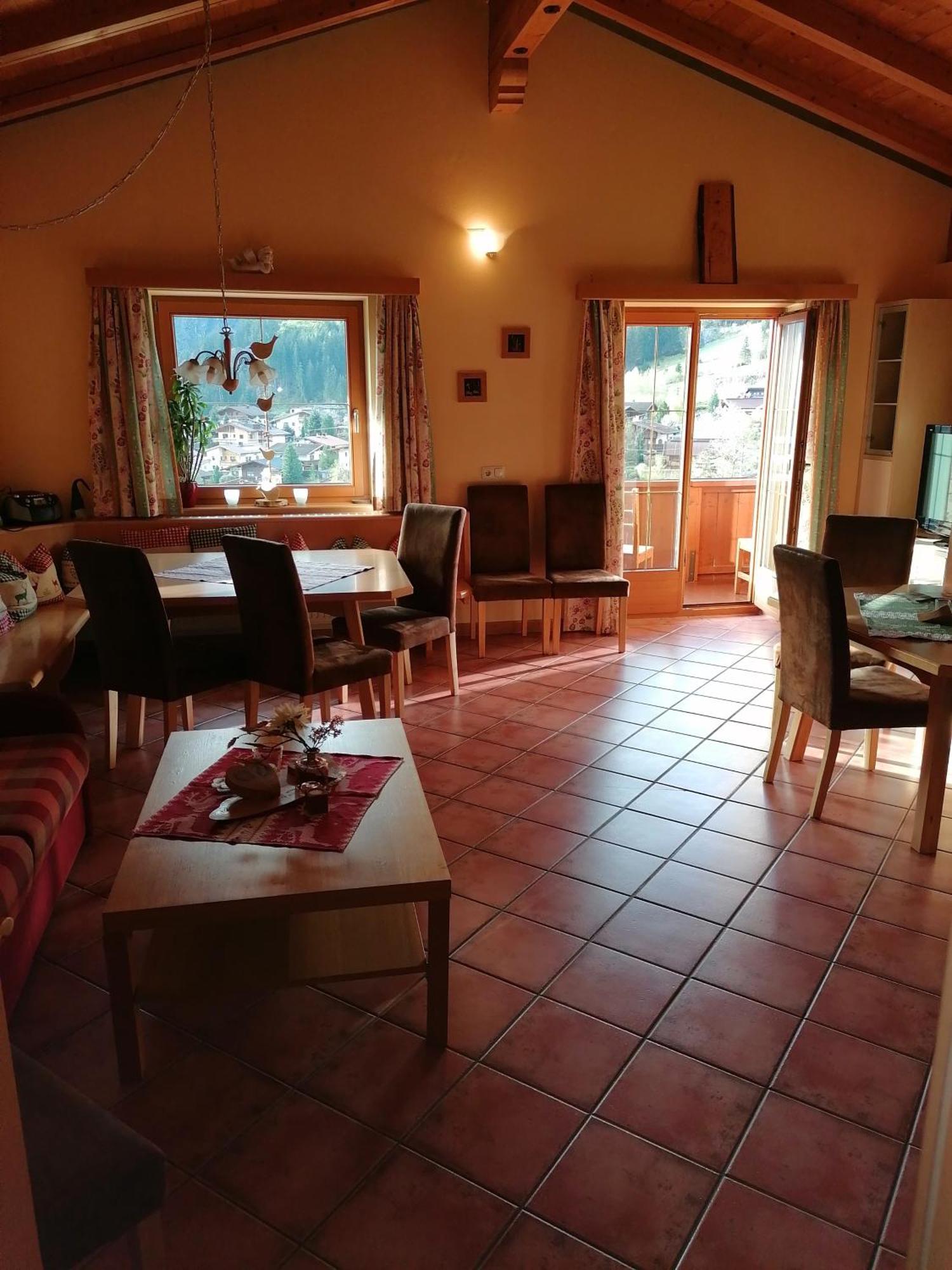 Apartament Zellerhof Finkenberg Zewnętrze zdjęcie